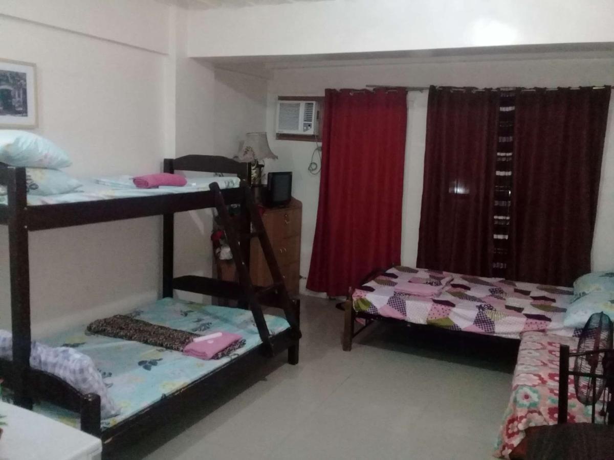 Ekonumi Rooms At Moonwalk Paranaque Paranaque City Exterior photo