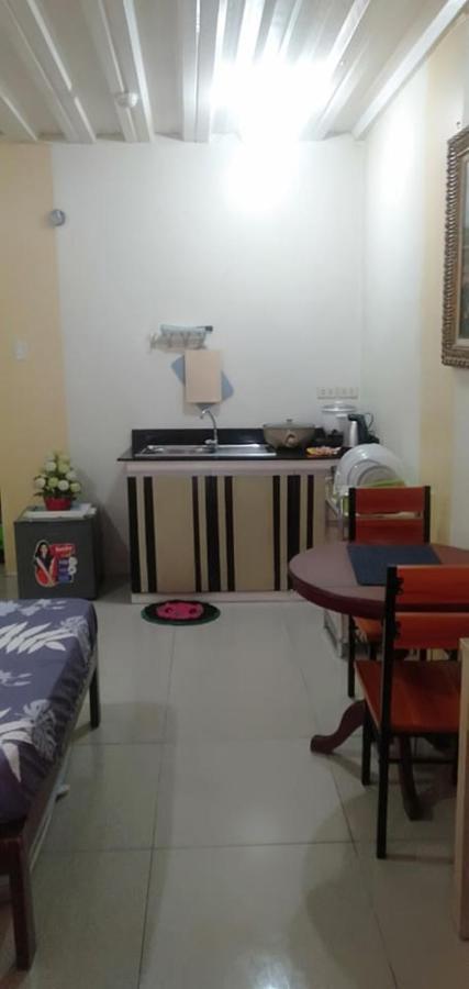 Ekonumi Rooms At Moonwalk Paranaque Paranaque City Exterior photo