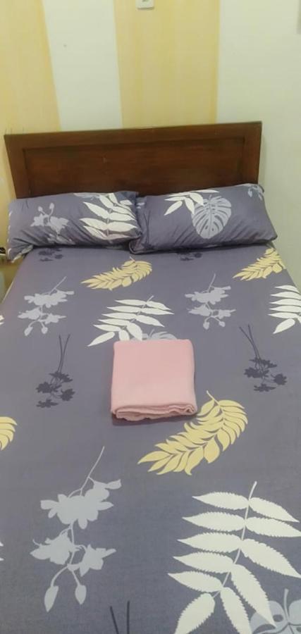 Ekonumi Rooms At Moonwalk Paranaque Paranaque City Exterior photo